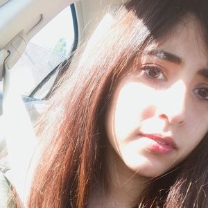 Meet your Posher, Eva